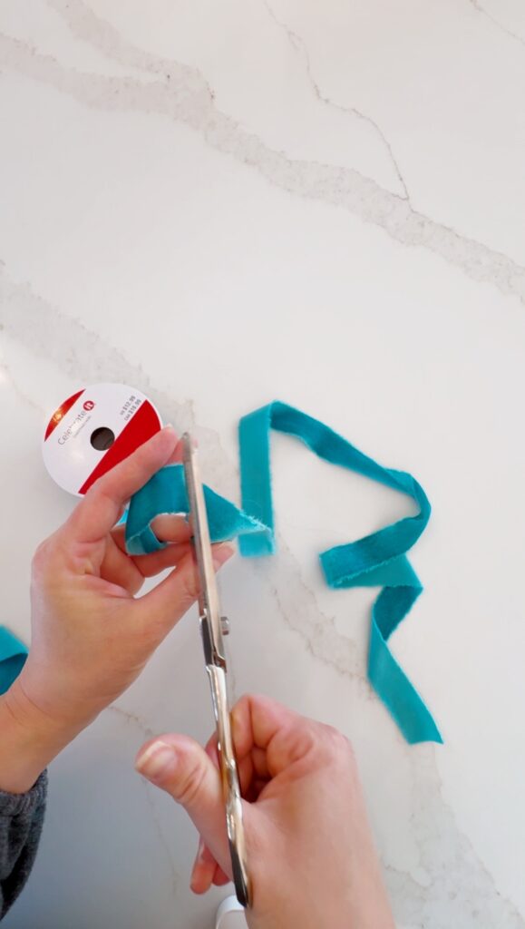 stir and gather cutting velvet ribbon