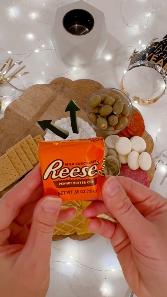 stir and gather NYE s'mores with reese peanut butter cups